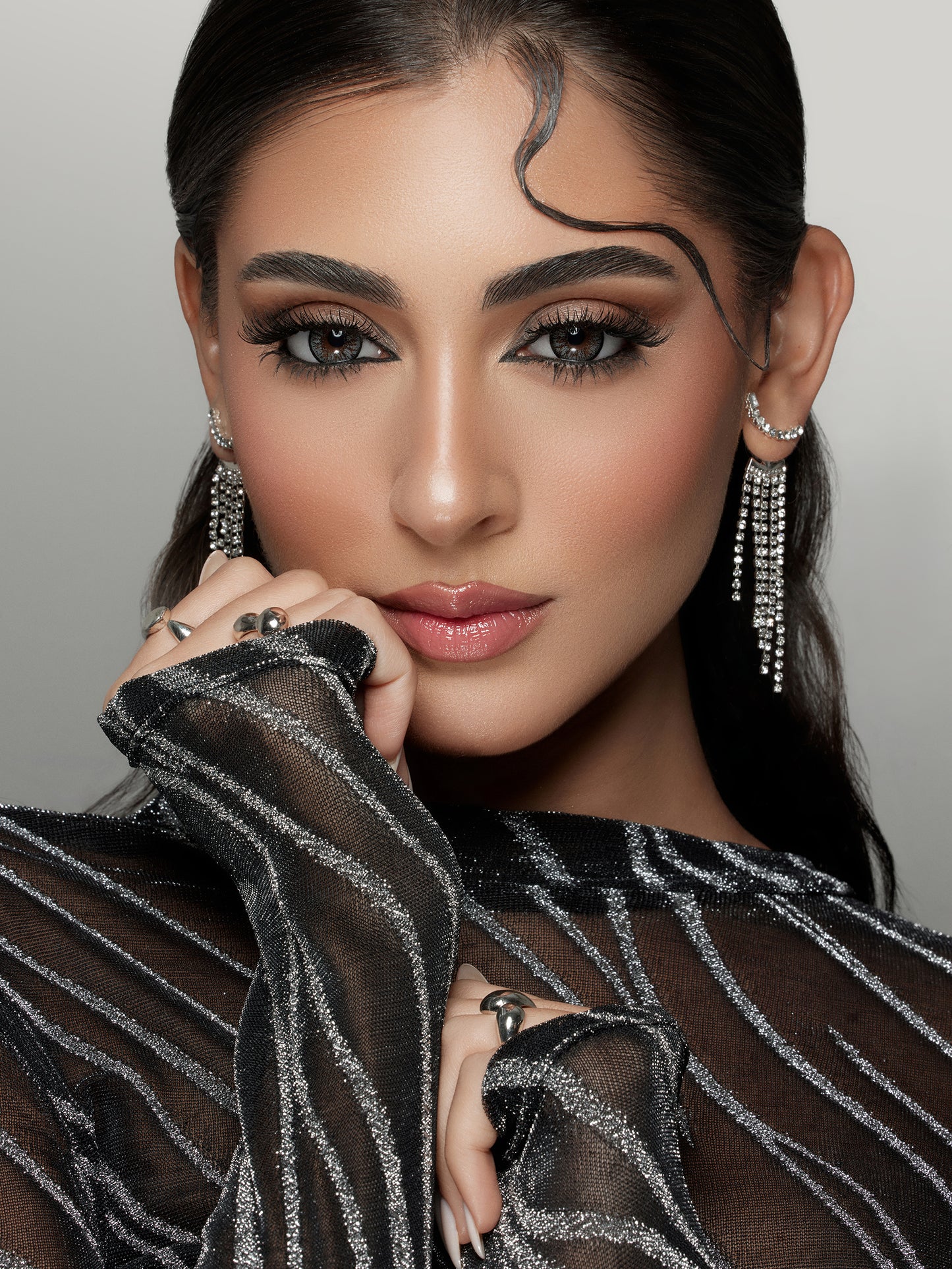 عدسات امارا يومية - تشاركول قراي