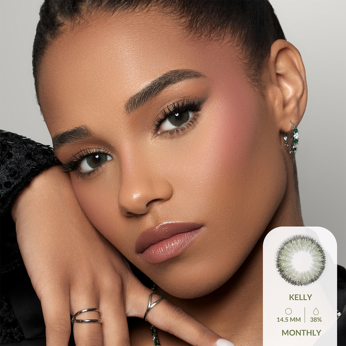 Amara Kelly - 2 Lenses