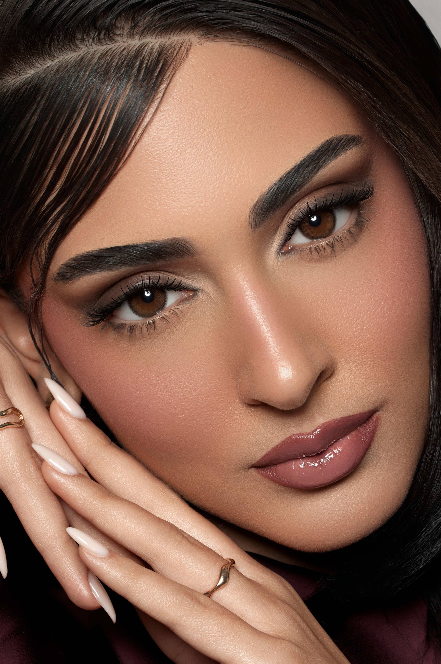 عدسات امارا - ولنت