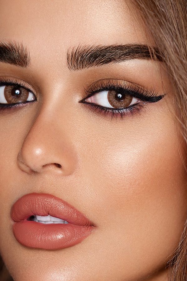 Amara Gahwa - 2 Lenses